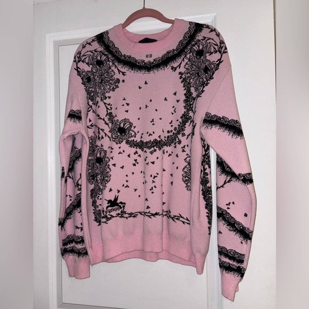 Givenchy Sweater - image 1